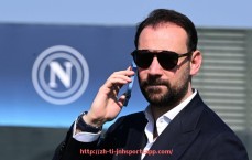 金年会app-世俱杯比赛战术板讲解：教练场边部署的背后逻辑